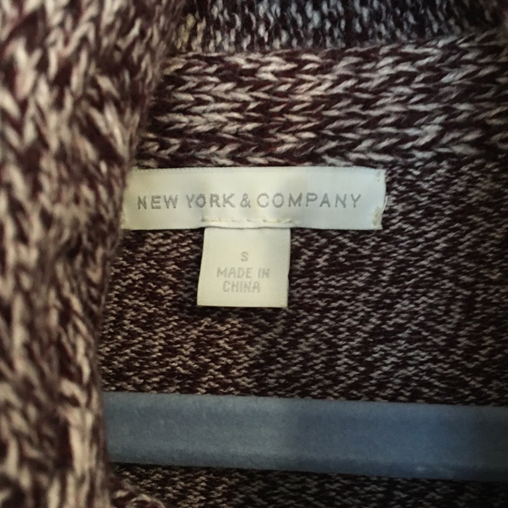Burgundy 3/4 sleeve cowl neck sweater - Picture 3 of 4